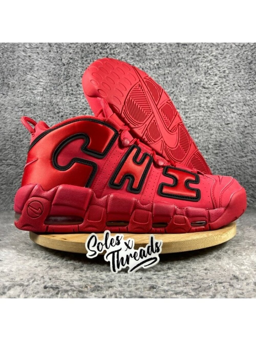 Nike Air More Uptempo QS Chicago Size 11.5 Men University Red Black AJ3138-600